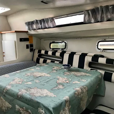 Yacht Experience Barcelona * Сан-Адриан-де-Бесос