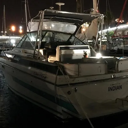 Yacht Experience Barcelona Ботель Сан-Адриан-де-Бесос