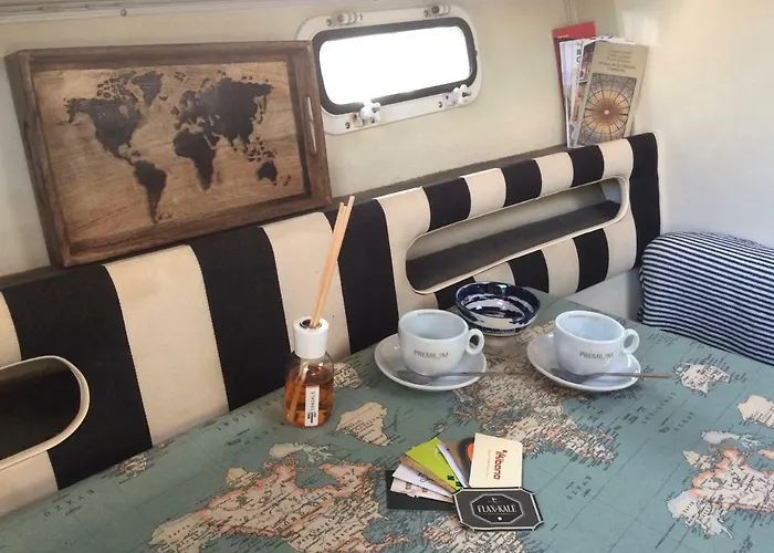 Yacht Experience Barcelona 산트 아드리아 데 베소스
