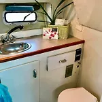 Yacht Experience Barcelona بوتيل